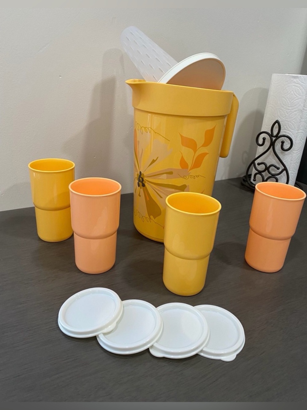 Tupperware set 6pcs
